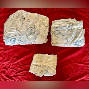 Pottery Barn Queen Bedding Set